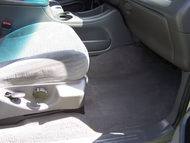 Ford Expedition 2000 photo 4