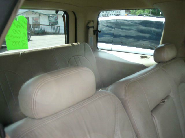 Ford Expedition 2000 photo 3