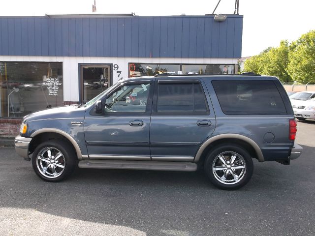 Ford Expedition 2000 photo 0