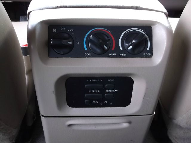 Ford Expedition 2000 photo 1