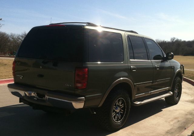 Ford Expedition 2000 photo 1
