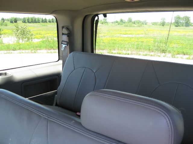 Ford Expedition 2000 photo 4