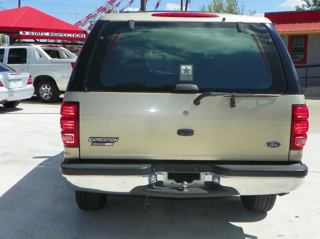 Ford Expedition 2000 photo 1