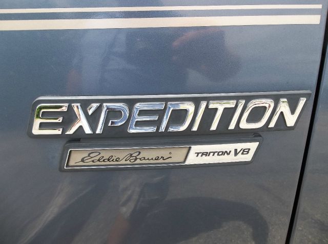 Ford Expedition 2000 photo 1