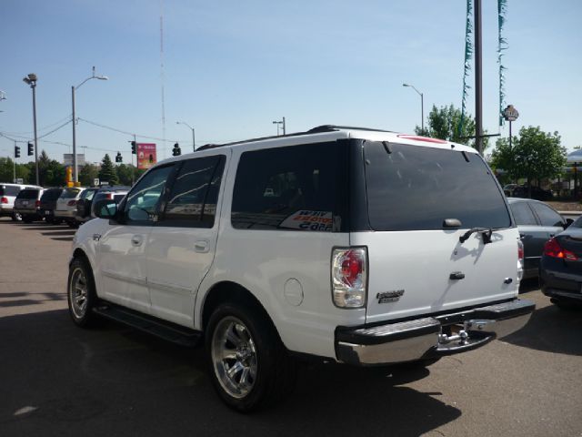 Ford Expedition 2000 photo 2