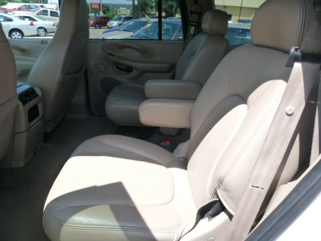 Ford Expedition 2000 photo 1