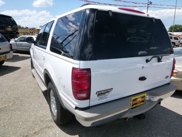 Ford Expedition 2000 photo 2