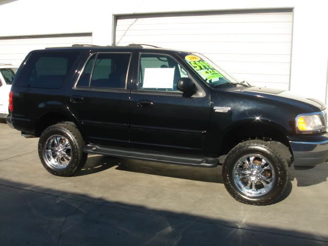 Ford Expedition 2000 photo 2