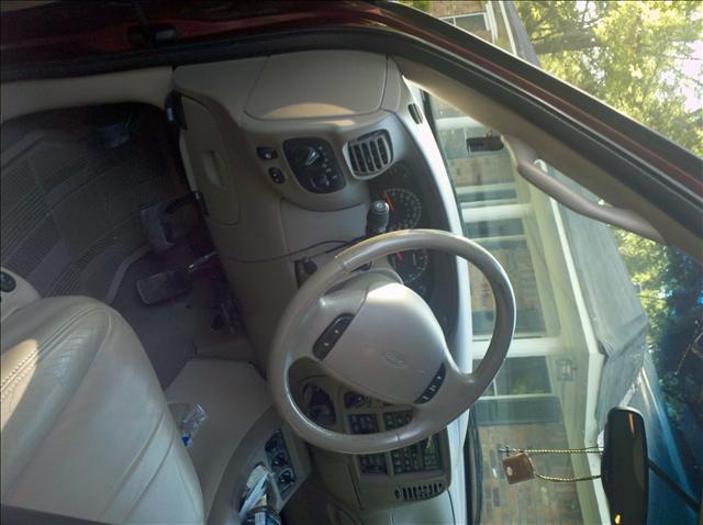 Ford Expedition 2000 photo 2