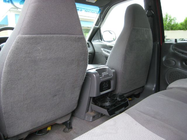 Ford Expedition 2001 photo 24