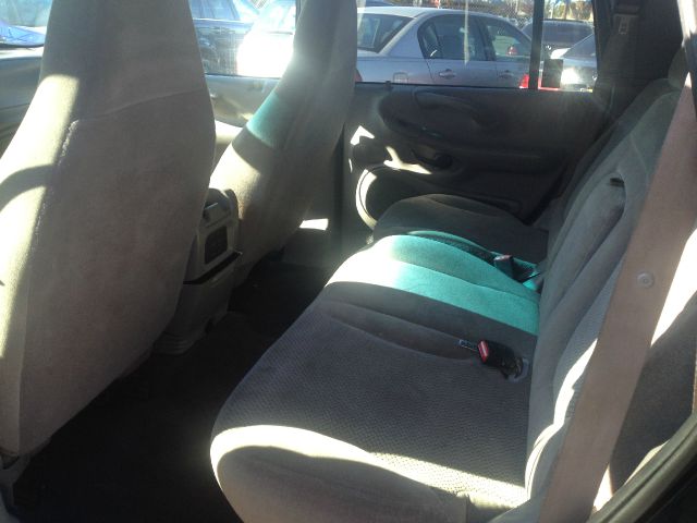 Ford Expedition SL 4x4 Regular Cab SUV