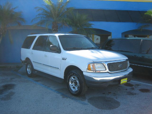 Ford Expedition 2001 photo 2