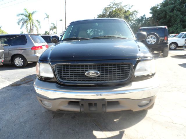 Ford Expedition 2001 photo 2