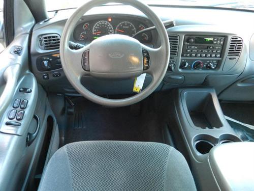 Ford Expedition 2001 photo 5