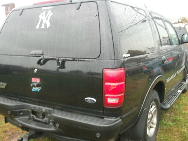 Ford Expedition 2001 photo 3