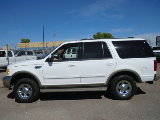 Ford Expedition 2001 photo 4