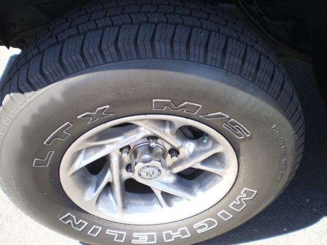 Ford Expedition 2001 photo 2