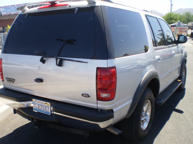 Ford Expedition 2001 photo 4