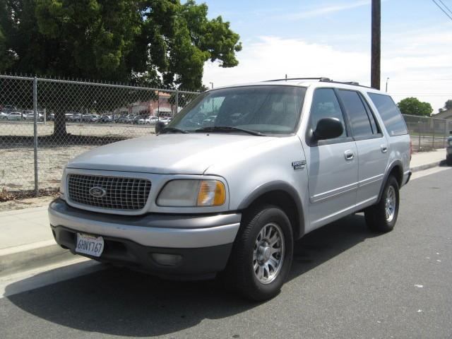 Ford Expedition 2001 photo 2