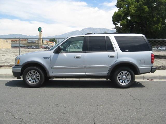 Ford Expedition 2001 photo 3
