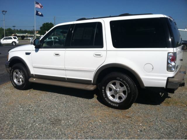 Ford Expedition 2001 photo 2