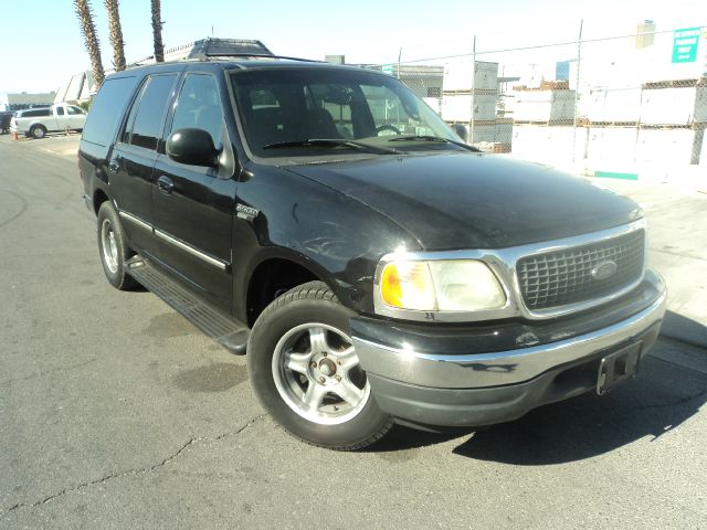Ford Expedition 2001 photo 1