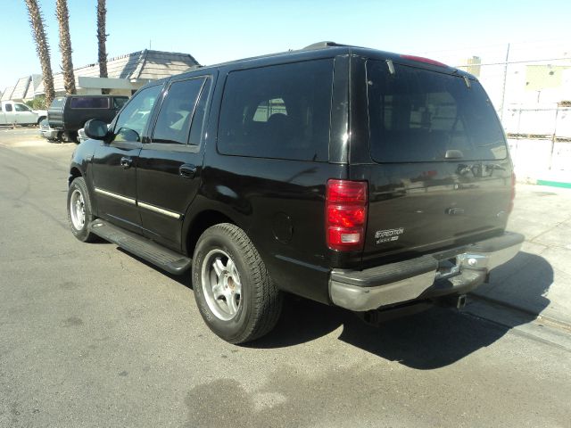 Ford Expedition 2001 photo 2