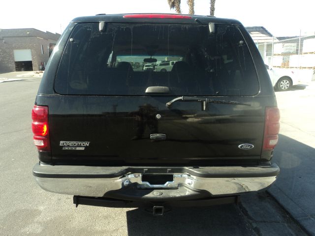 Ford Expedition 2001 photo 3