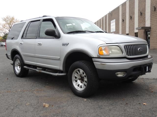 Ford Expedition 2001 photo 2