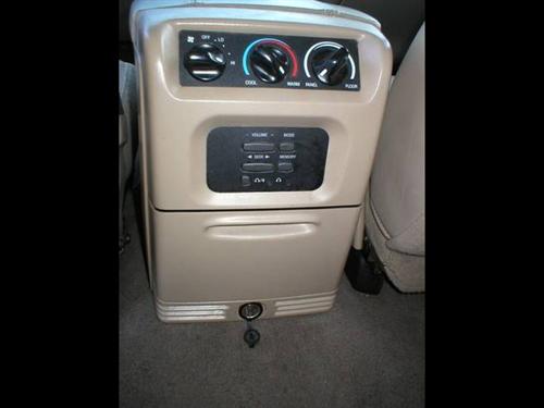 Ford Expedition 2002 photo 4