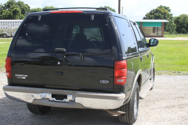 Ford Expedition 2002 photo 3