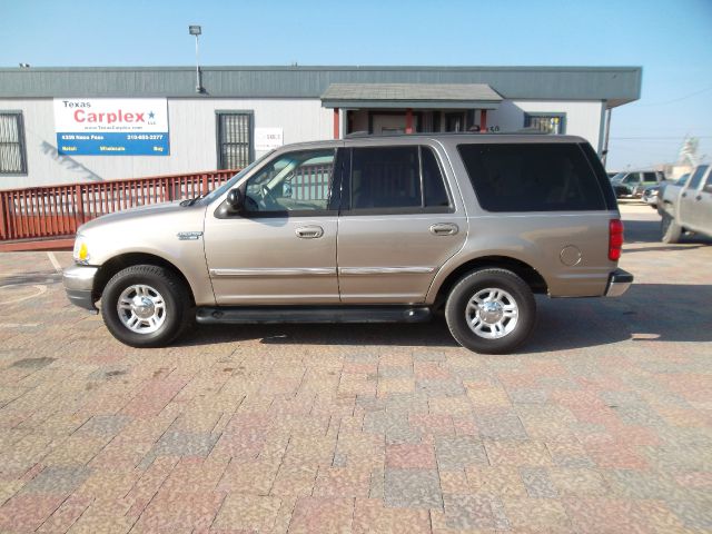 Ford Expedition 2002 photo 1