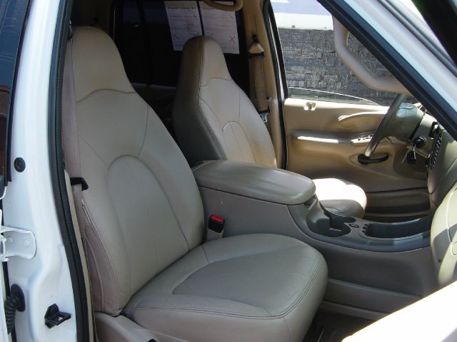 Ford Expedition SL 4x4 Regular Cab SUV