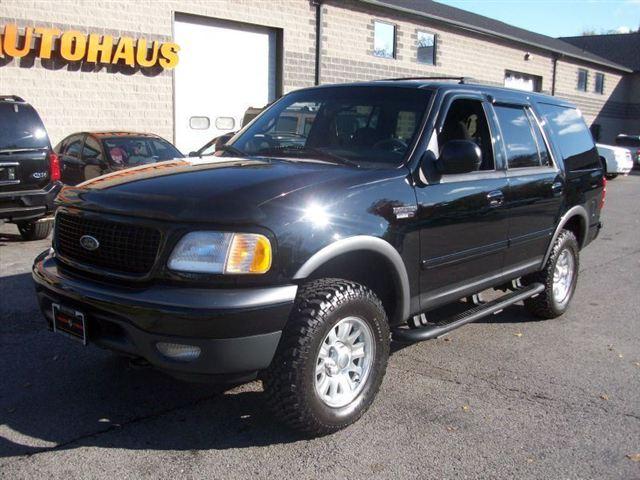 Ford Expedition 2002 photo 3