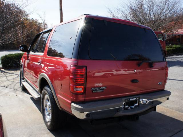 Ford Expedition 2002 photo 2