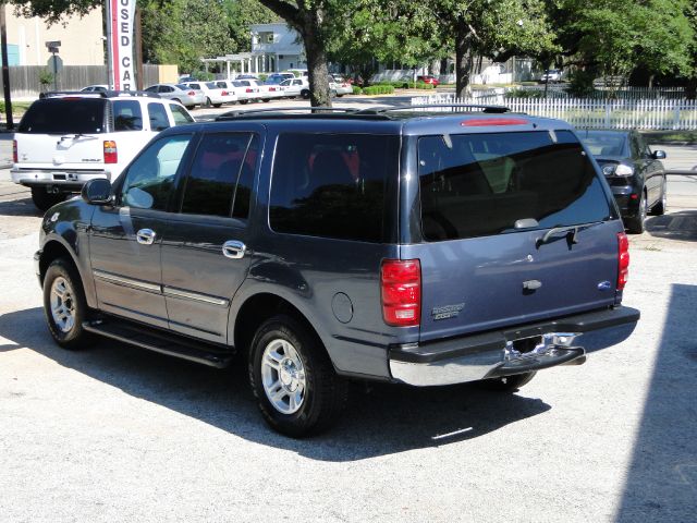 Ford Expedition LS Flex Fuel 4x4 This Is One Of Our Best Bargains SUV