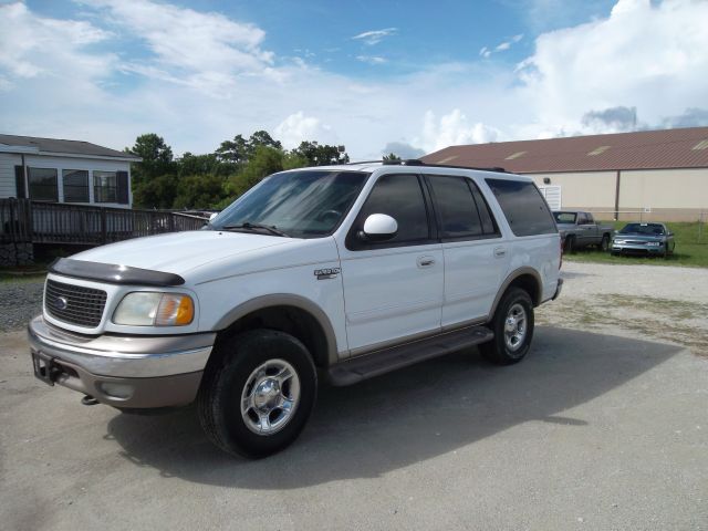 Ford Expedition 2002 photo 1