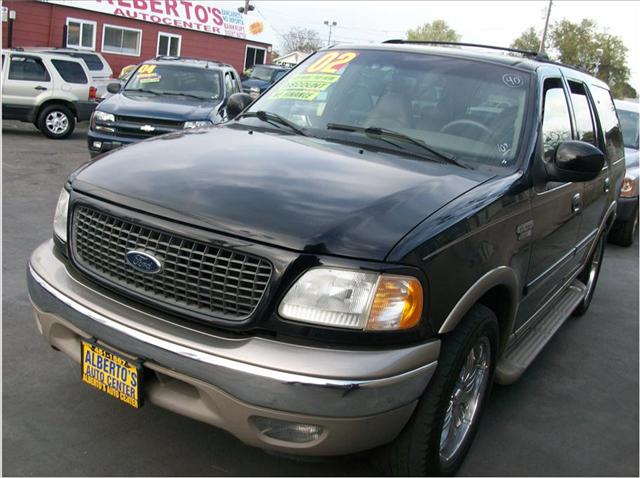 Ford Expedition 2002 photo 2