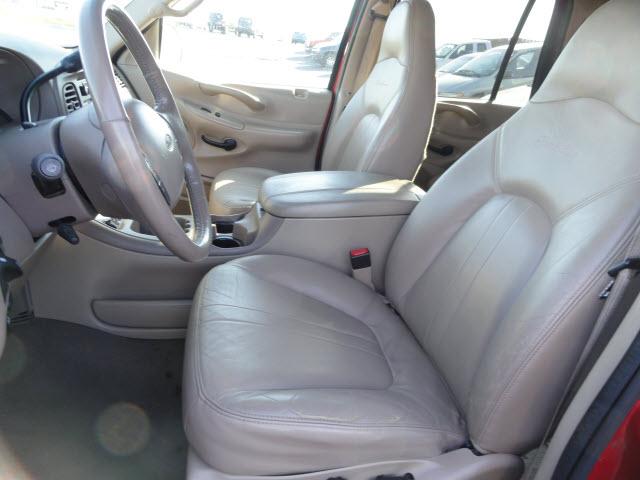 Ford Expedition 2002 photo 5