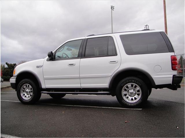 Ford Expedition 2002 photo 3