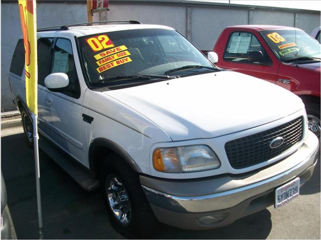 Ford Expedition 2002 photo 2