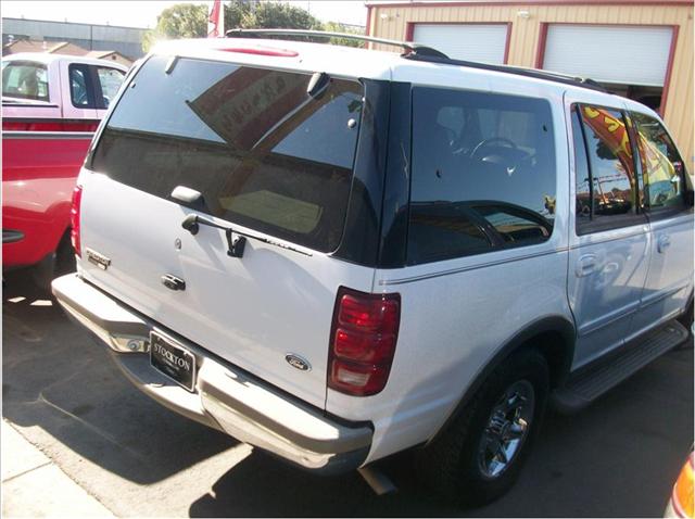 Ford Expedition 2002 photo 4