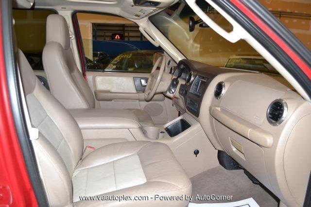Ford Expedition 2003 photo 2