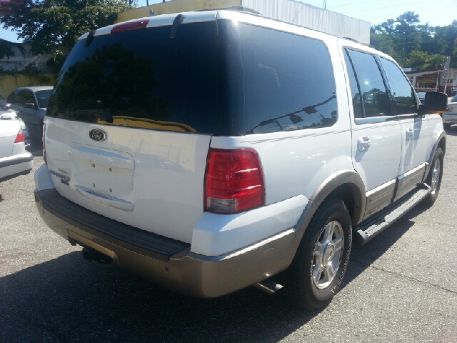 Ford Expedition 2003 photo 2