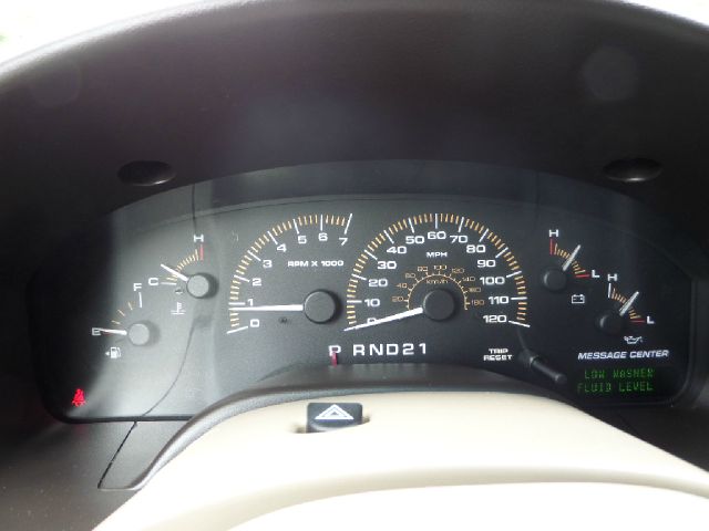 Ford Expedition 2003 photo 15