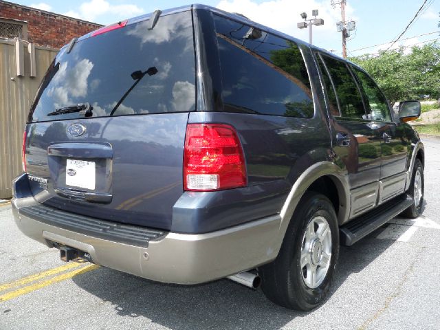 Ford Expedition 2003 photo 39