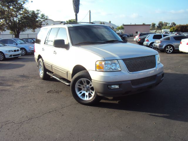 Ford Expedition 2003 photo 1