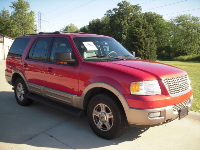 Ford Expedition 2003 photo 2