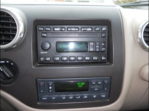 Ford Expedition 2003 photo 5