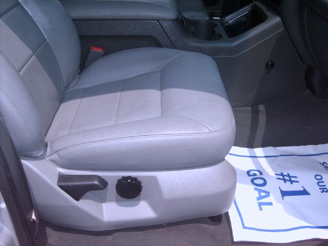 Ford Expedition 2003 photo 10